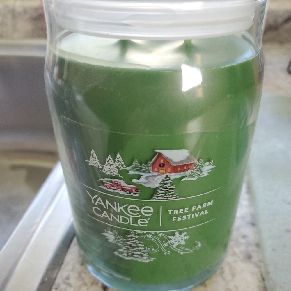 Yankee Candle - Picture 3 of 3
